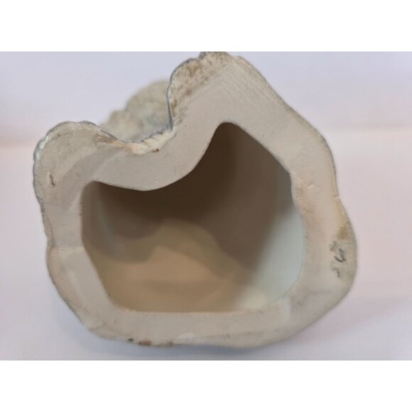 Handmade Ceramic Persian Cat Figurine With Green Eyes - Picture 6 of 7